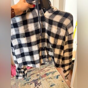 American Eagle Hooded Crop Plaid Flannel Shirt Women’s Distressed Grunge
